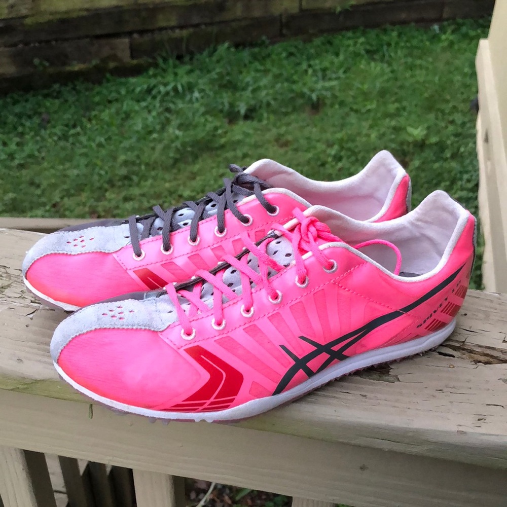 ASICS Spivey Track/Running women’s Pink/Gray size 7.5 with Spikes. Like new!